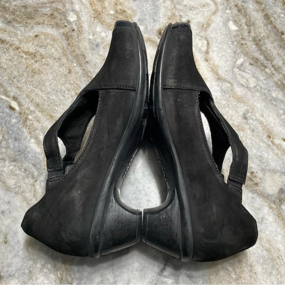 Naot T Strap Mary Jane Leather Pump Shoes EU 37 L6 - Picture 5 of 13